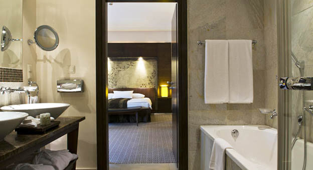 Mamaison Le Regina Hotel