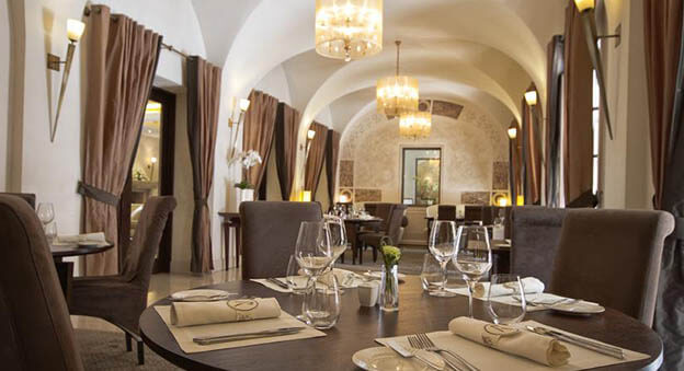 Mamaison Le Regina Hotel