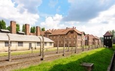 Auschwitz Tour from Warsaw